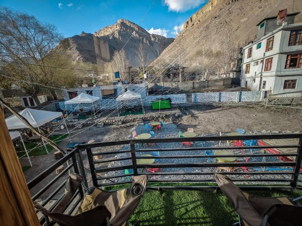 The Alpinist Cafe And Retreat Hotel Kaza Kültér fotó