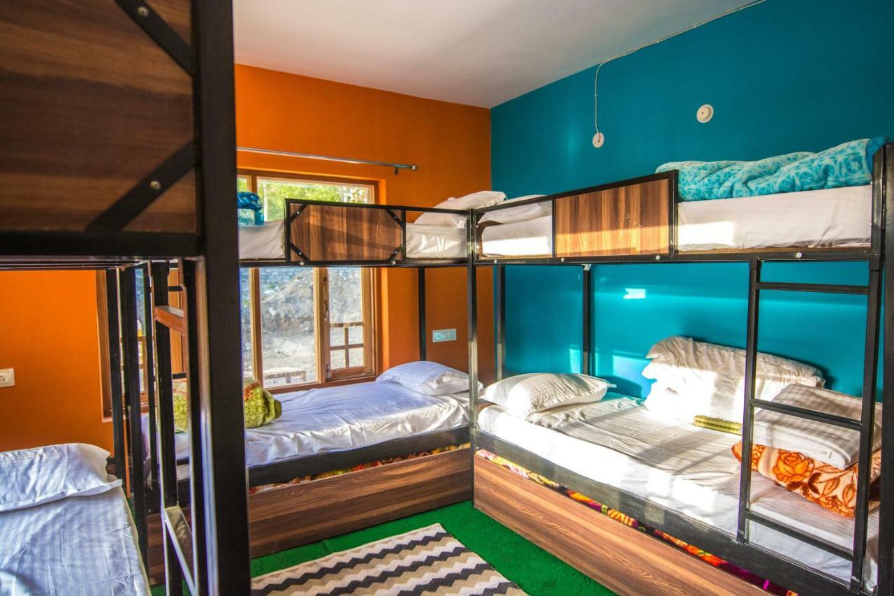 The Alpinist Cafe And Retreat Hotel Kaza Kültér fotó