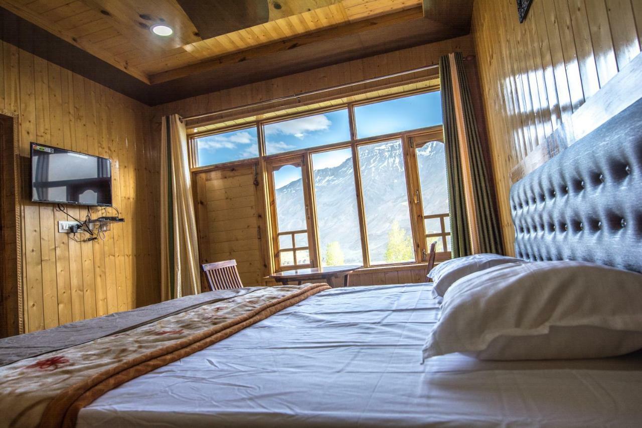 The Alpinist Cafe And Retreat Hotel Kaza Kültér fotó