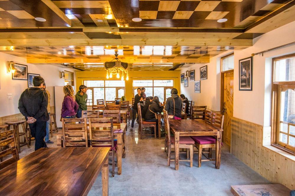 The Alpinist Cafe And Retreat Hotel Kaza Kültér fotó
